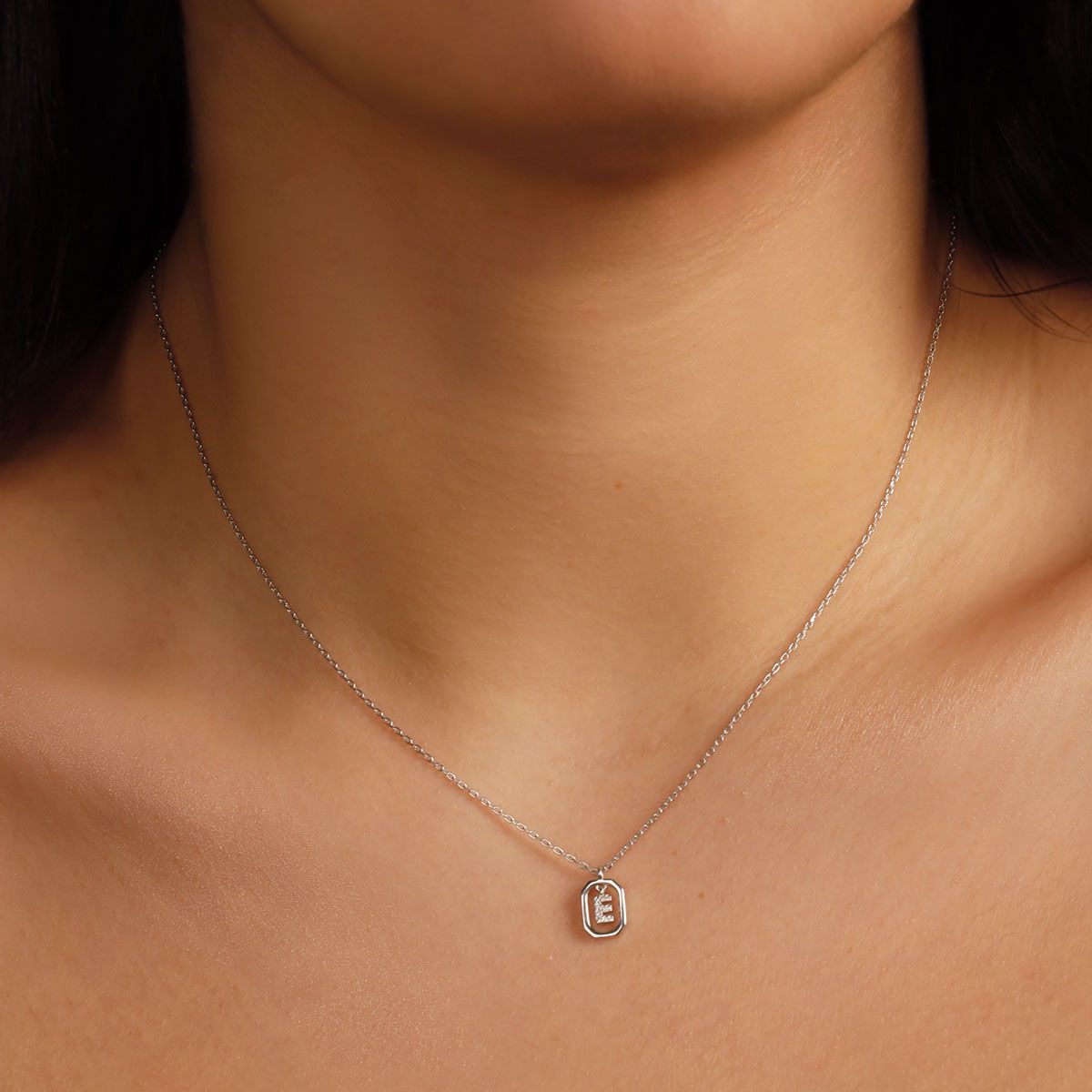 PDPAOLA Collier en argent - Mini Lettre E- CO02-516-U PDPAOLA Collier en argent - Mini Lettre E - CO02-516-U