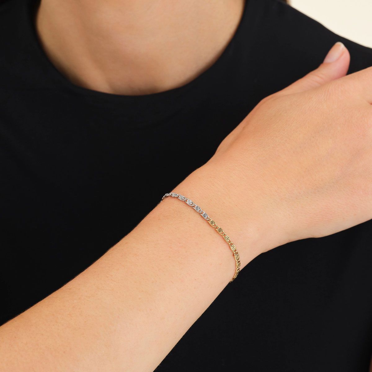 Bracelet Rosefield "Duotone Swirl Bracelet Gold" Acier doré- JBDSG-J706 Bracelet Rosefield "Duotone Swirl Bracelet Gold" Acier doré - JBDSG-J706