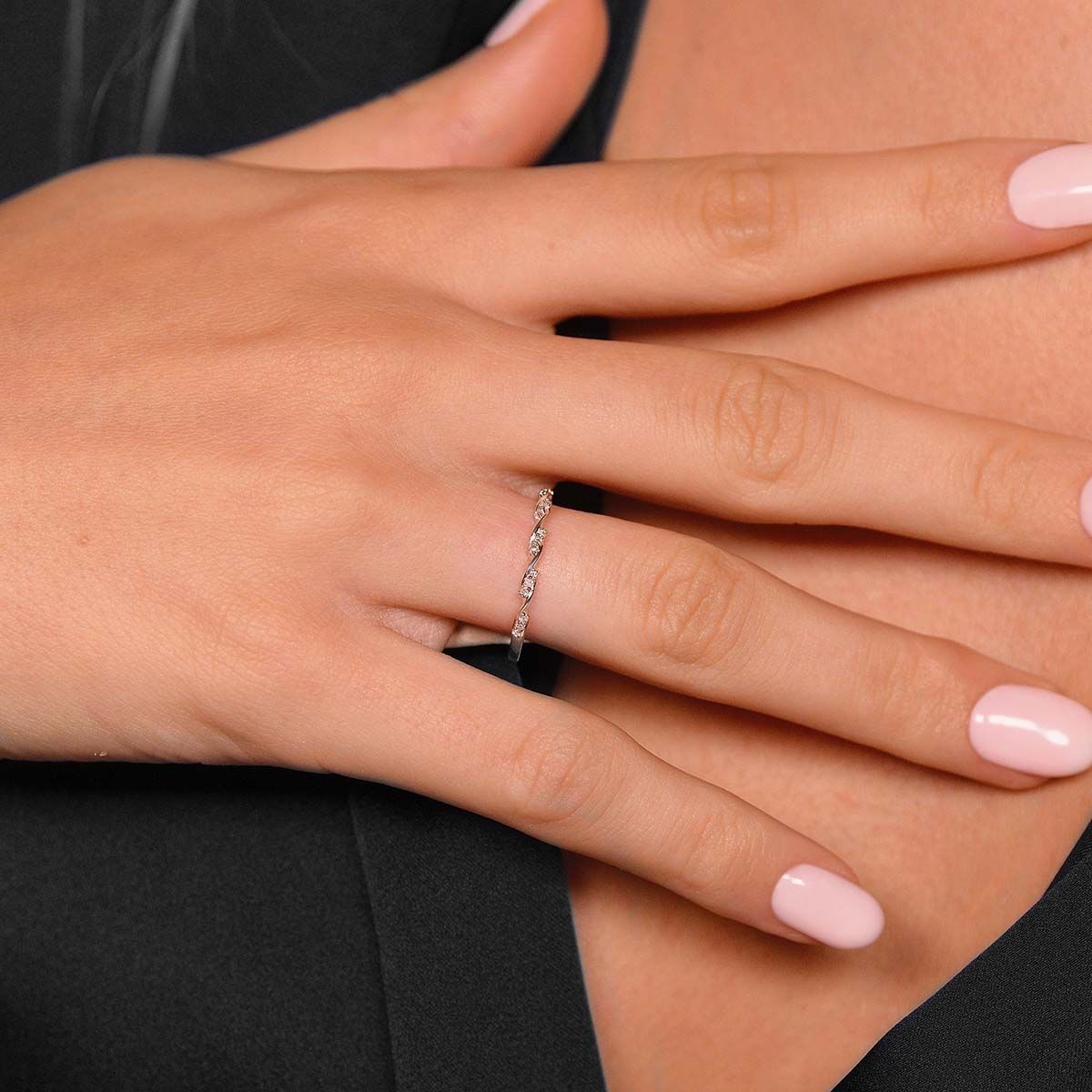 Bague Alliance "Eternelle Tor" Or blanc et Diamants Bague "Câline" Or blanc et Diamant