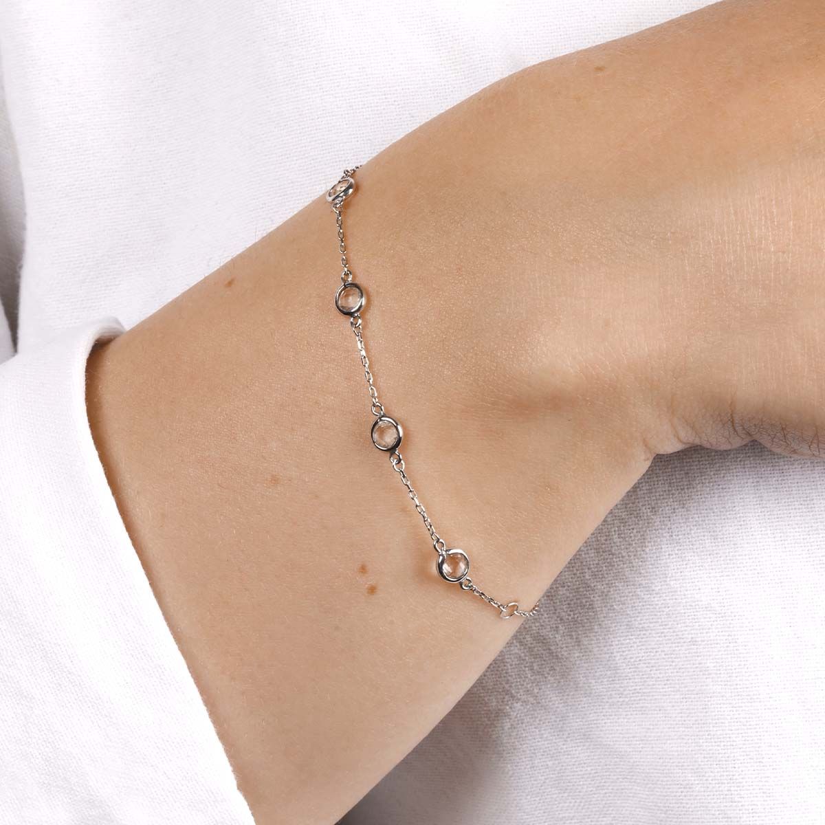 Bracelet Or Blanc et Topaze Bracelet Or Blanc et Topaze