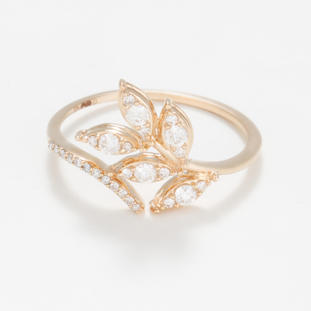 Bague "Amour Noble" Or jaune et Diamant