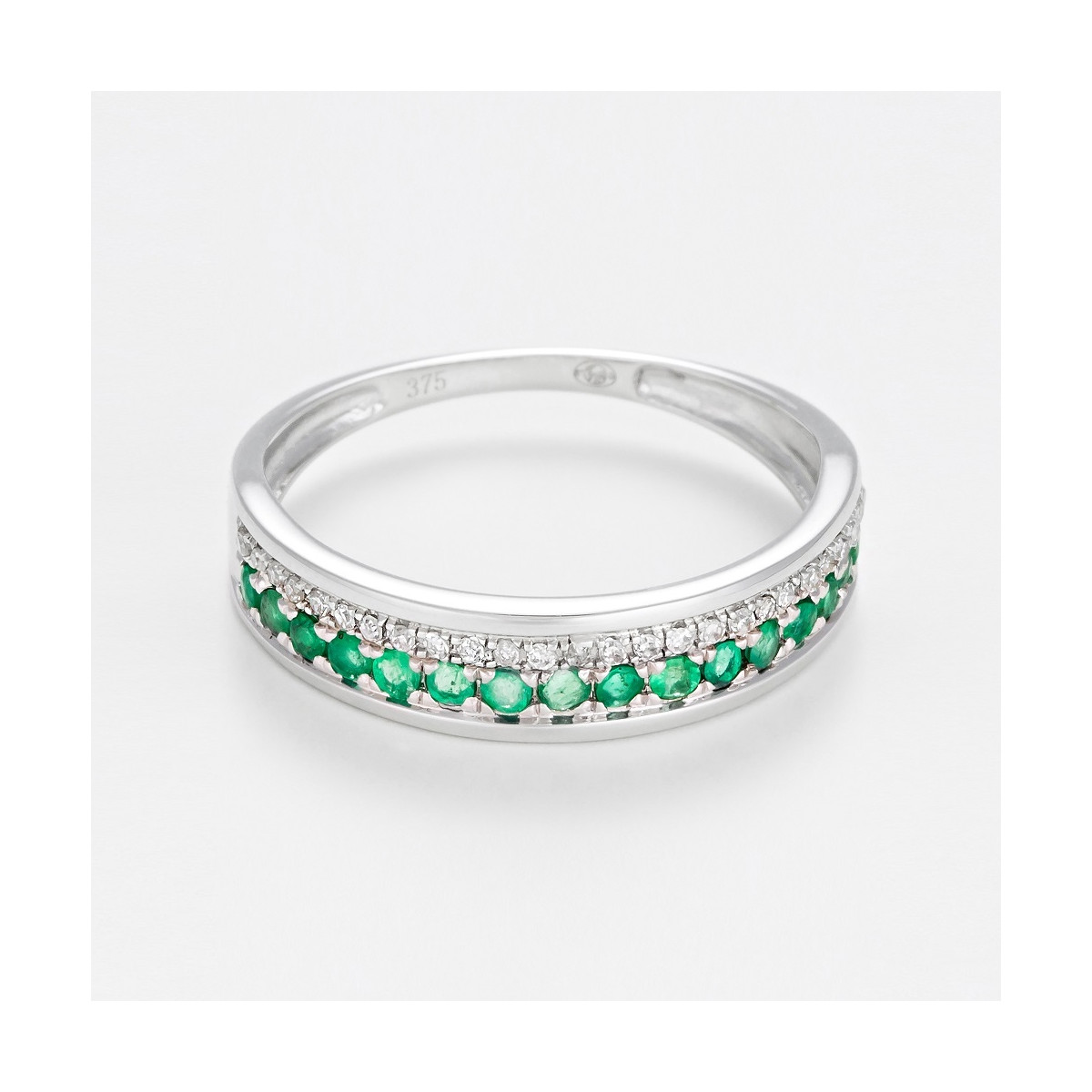 Bague "Élancée" Or blanc et Grenat Bague "Élancée" Or blanc et Grenat