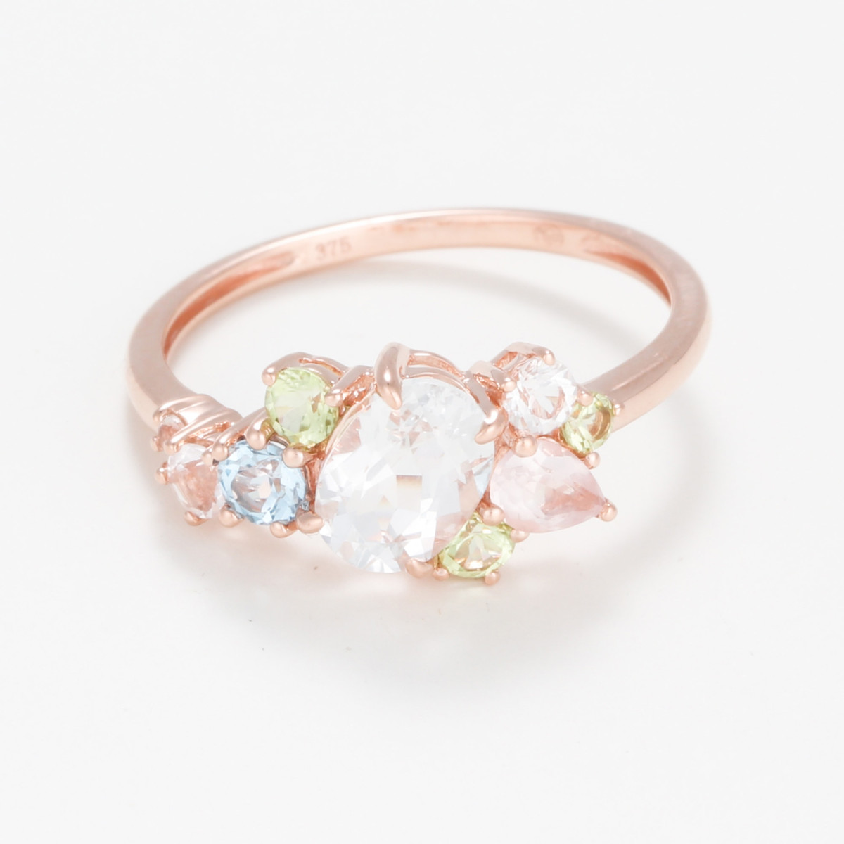 Bague "Engagée" Or rose et Multipierres