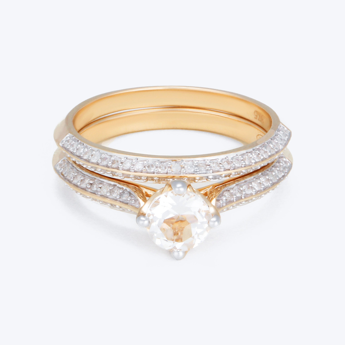 Bague " Maëlle" Or jaune et Topaze Bague " Maëlle" Or jaune et Topaze