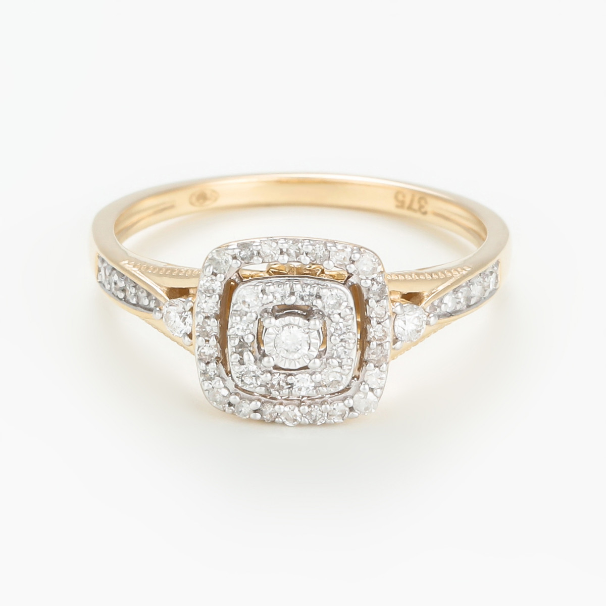 Bague " Sylvie" Or jaune et Diamant Bague " Sylvie" Or jaune et Diamant