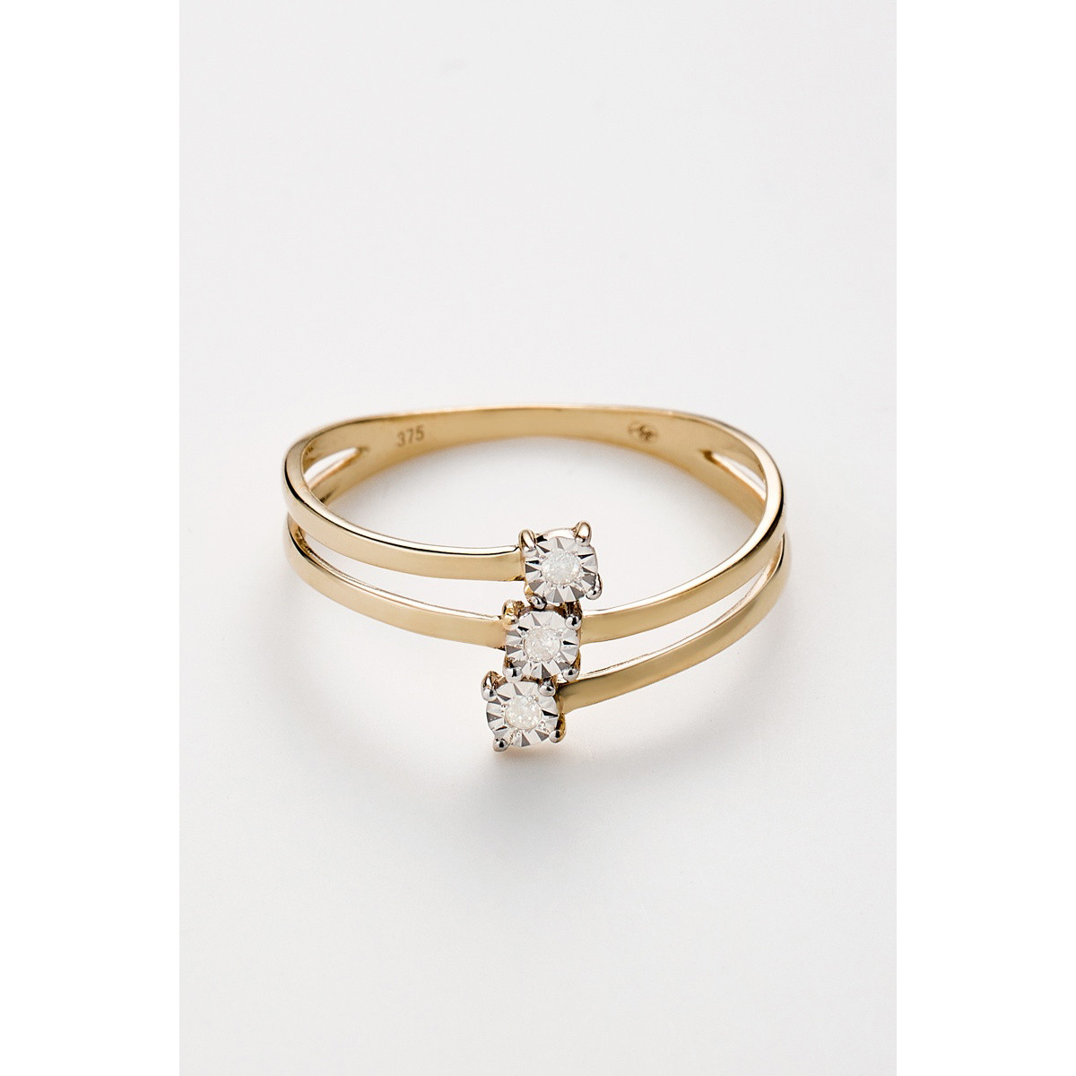 Bague " Yseult" Or jaune et Diamant Bague " Yseult" Or jaune et Diamant