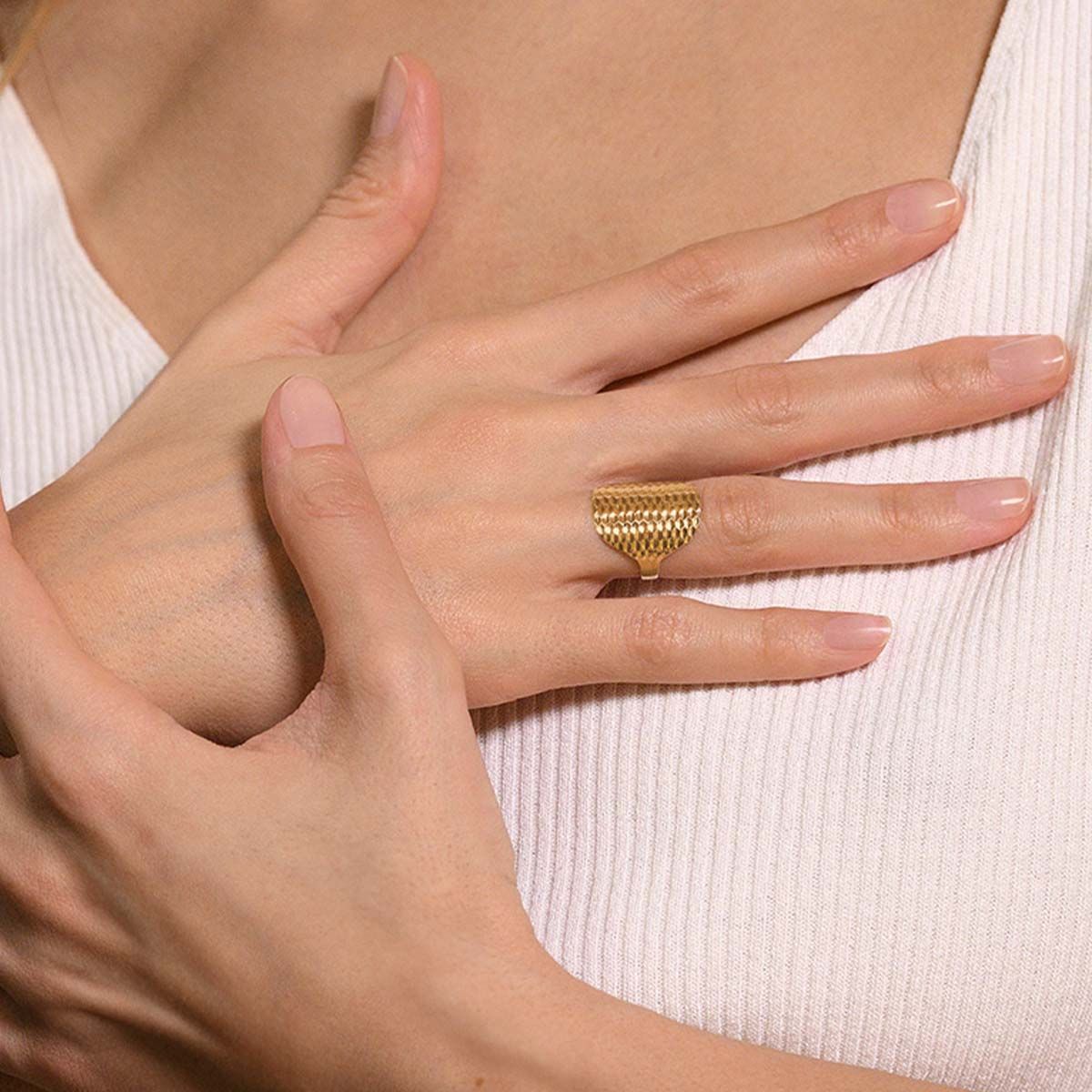 Bague "Armadillo" Or jaune Bague "Idéal" Or jaune