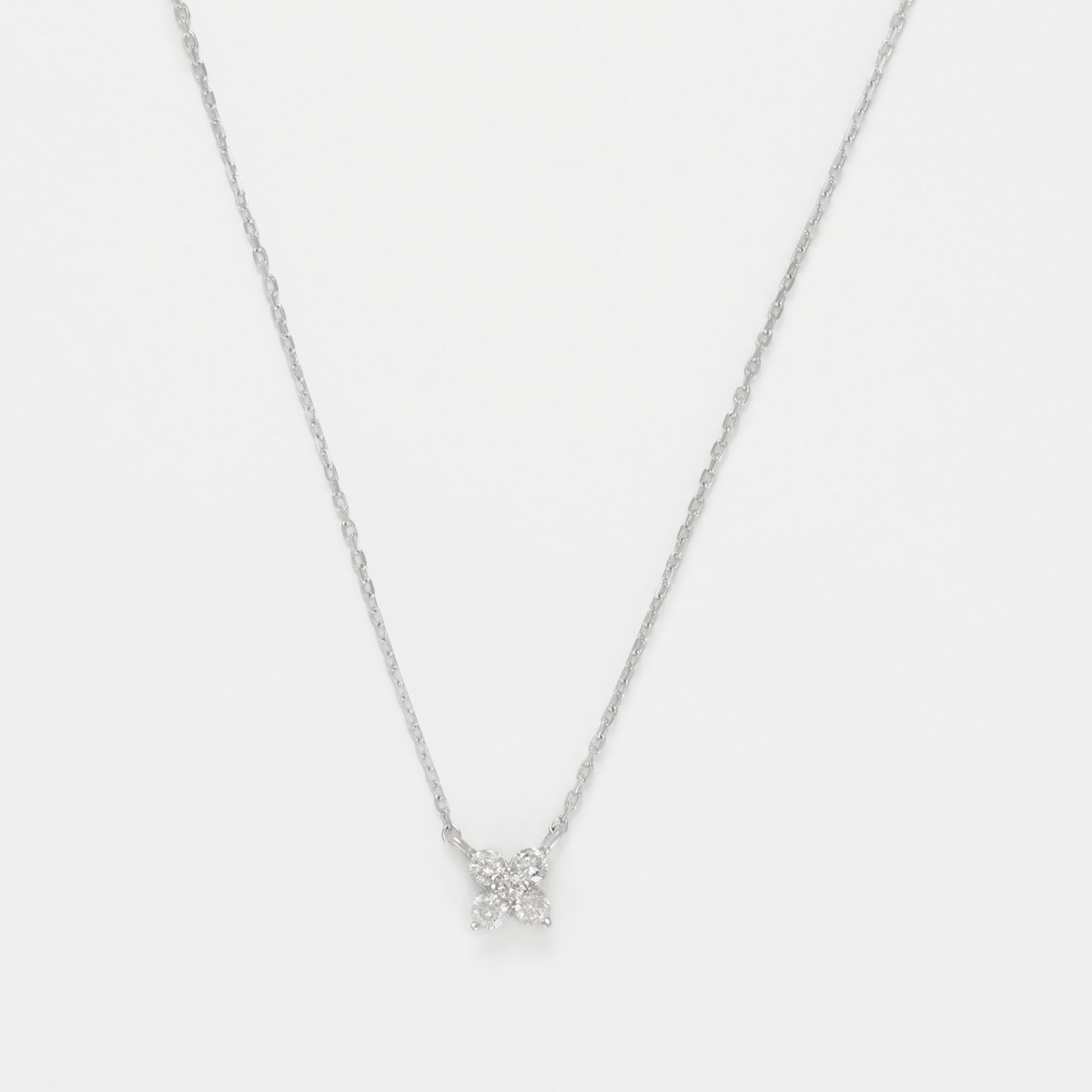 Collier "Câlinou" D0,15" Or blanc et Diamant Collier "Câlinou" D0,15" Or blanc et Diamant