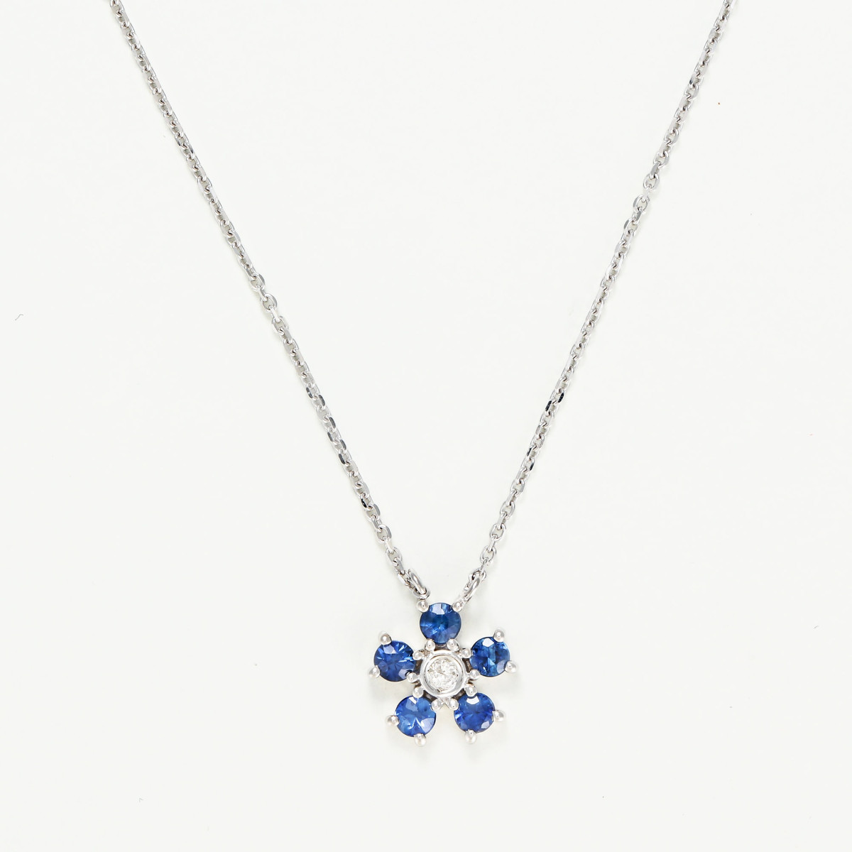 Collier "Éblouissant" Or blanc et Saphir