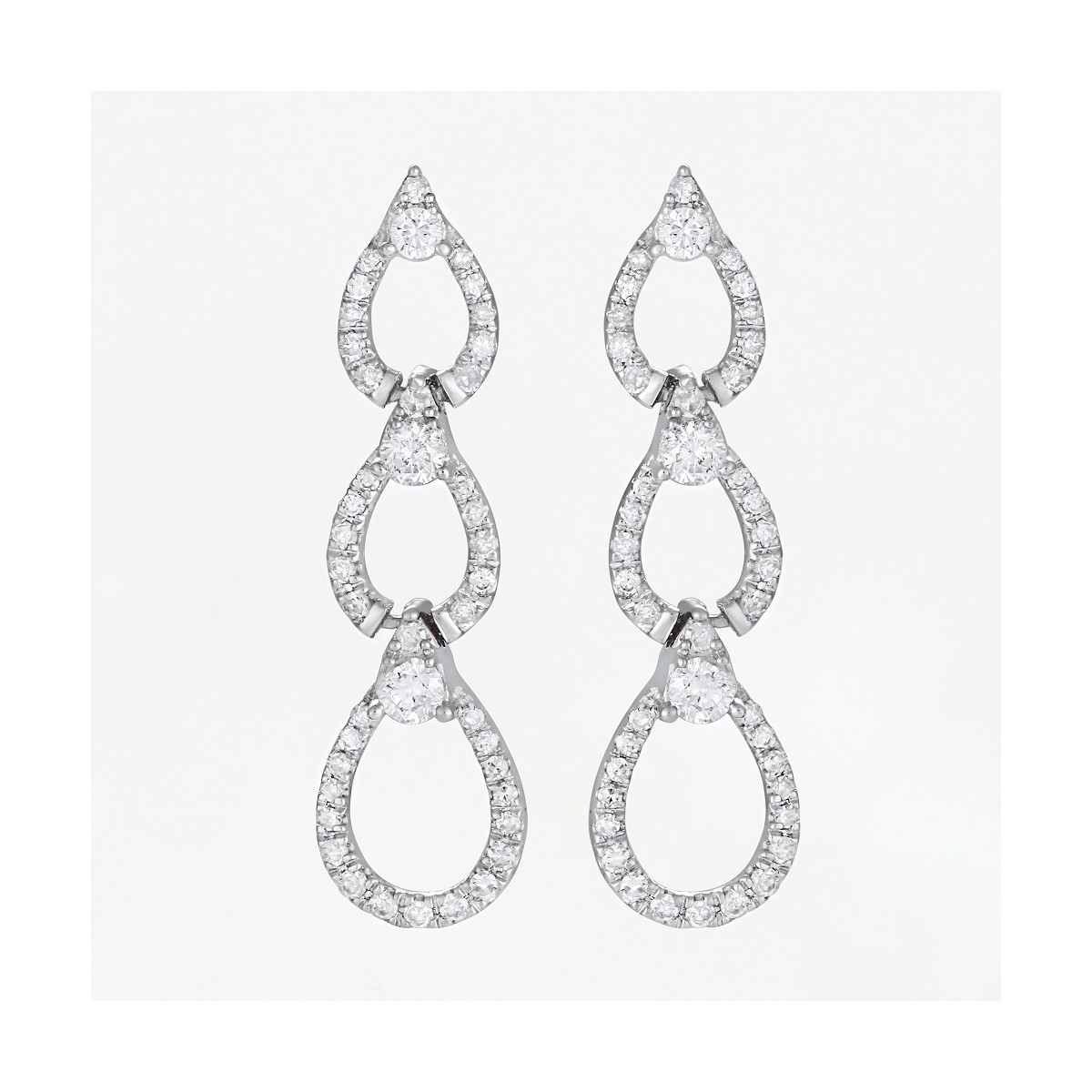 Boucles d'oreilles "Féminine" Or blanc et Diamants
