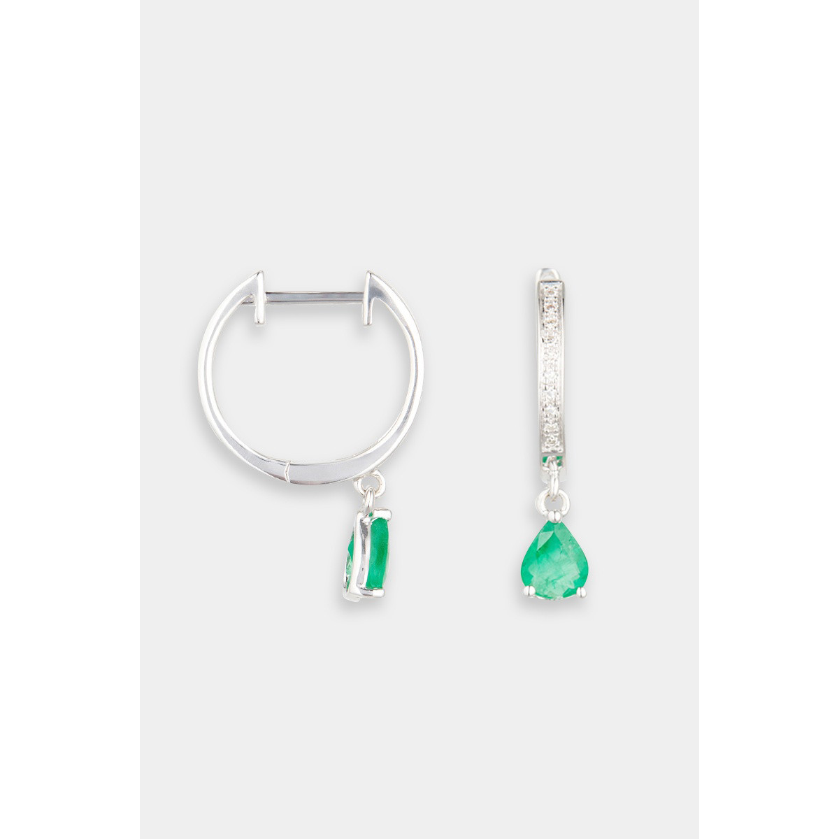 Boucles d'oreilles "Observatrice" Or blanc et Grenat Boucles d'oreilles "Observatrice" Or blanc et Émeraude