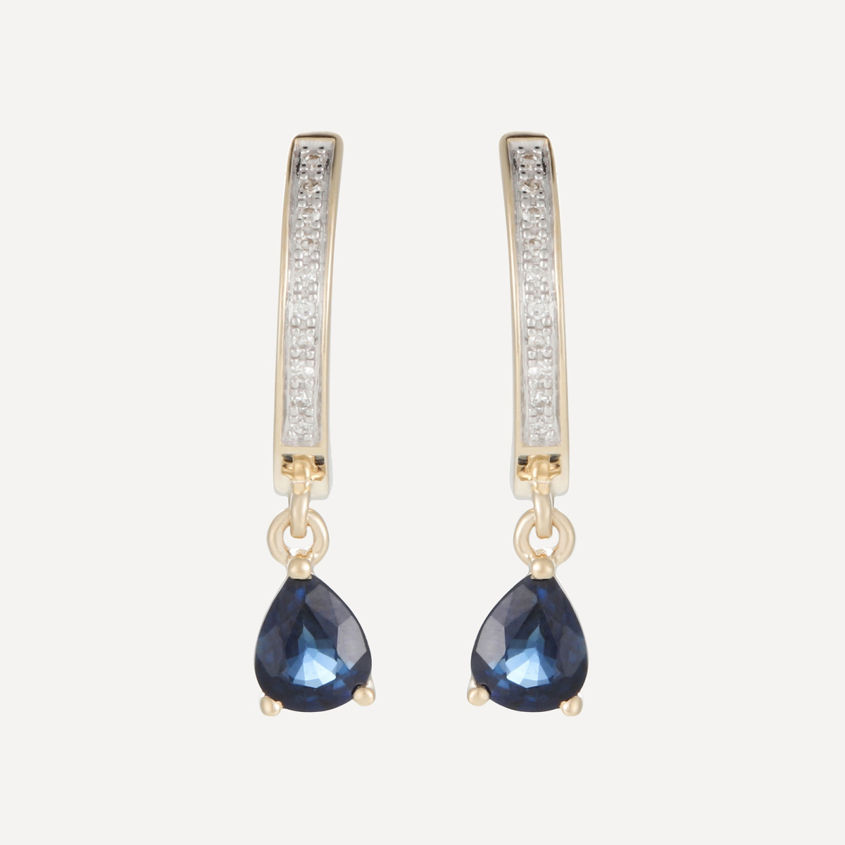 Boucles d'oreilles "Parfaite" D0,03/20 S0,64/2 Boucles d'oreilles "Parfaite" D0,03/20 S0,64/2