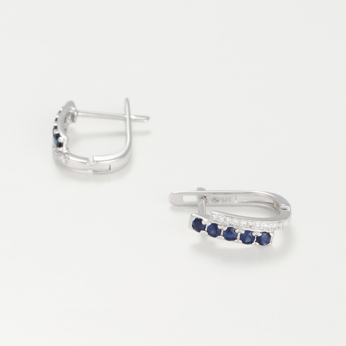 Boucles d'oreilles "passionnée" D0,05/20 S0,33/10 Boucles d'oreilles "passionnée" D0,05/20 S0,33/10