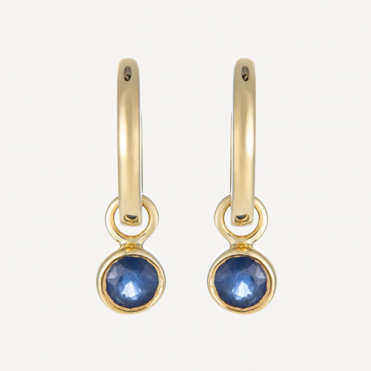 Boucles d'oreilles "Précieusement" Or jaune et Saphir