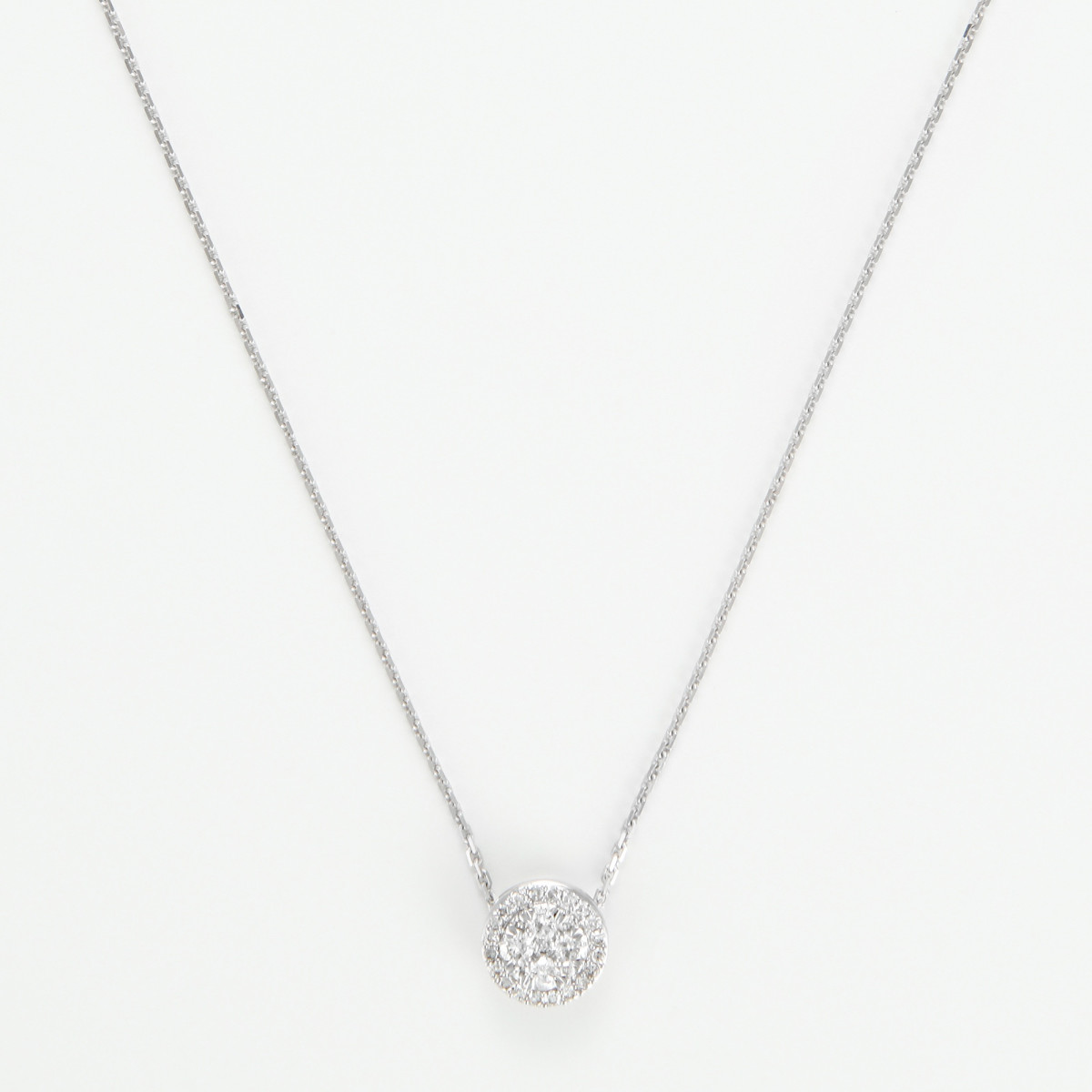 Pendentif "Douceur Enchantée" Or blanc et Diamant Pendentif "Douceur Enchantée" Or blanc et Diamant