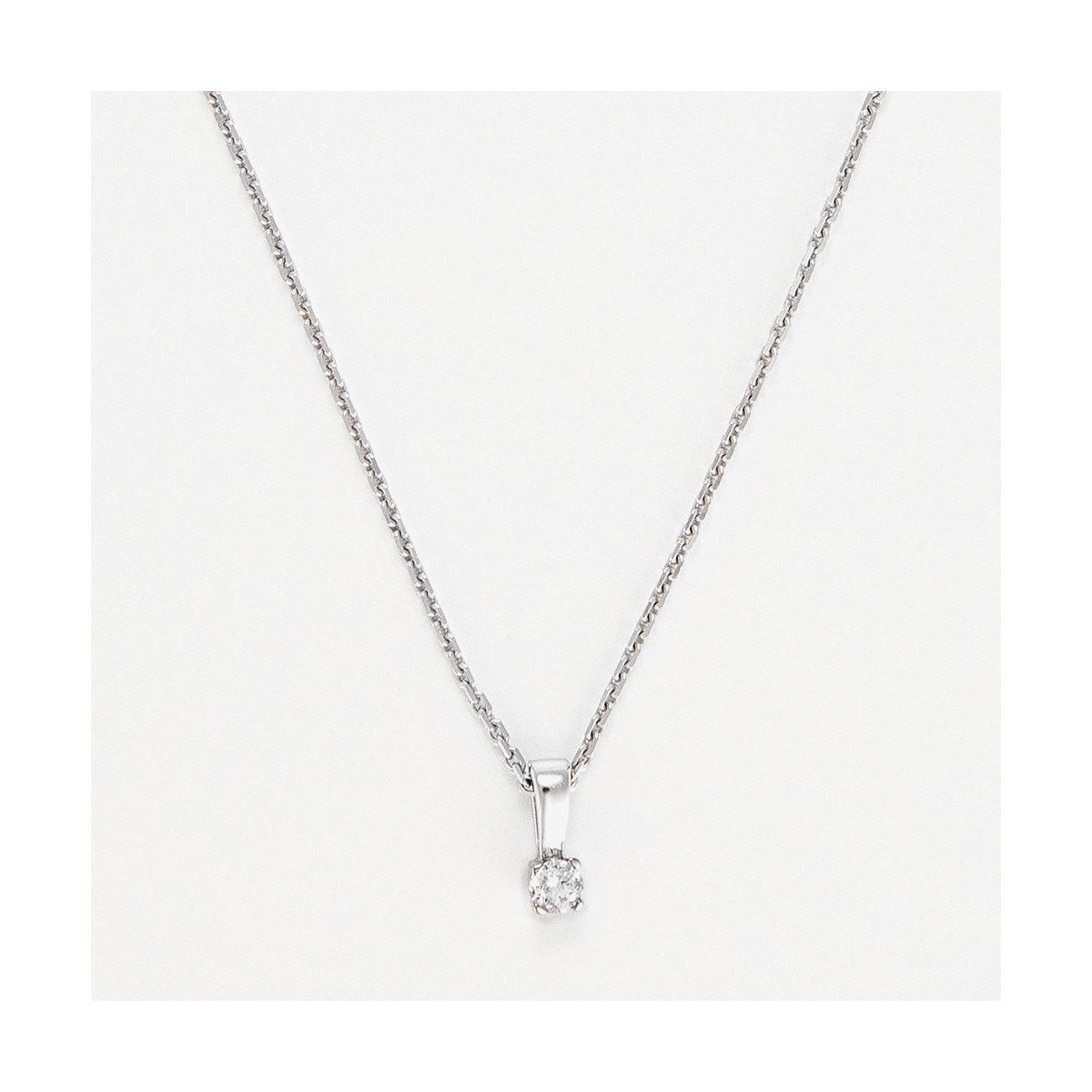 Pendentif "Divine Enchantée" Or blanc et Diamant Pendentif "Divine Enchantée" Or blanc et Diamant
