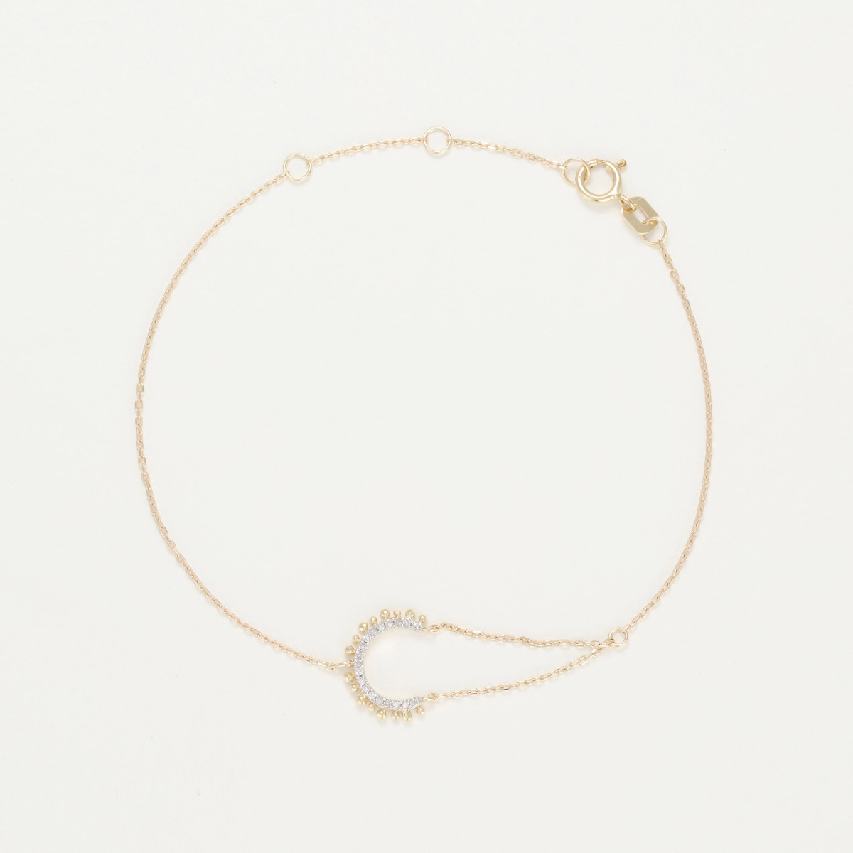 Bracelet "Sentiment Majestueux" Or jaune et Diamant Bracelet "Sentiment Majestueux" Or jaune et Diamant