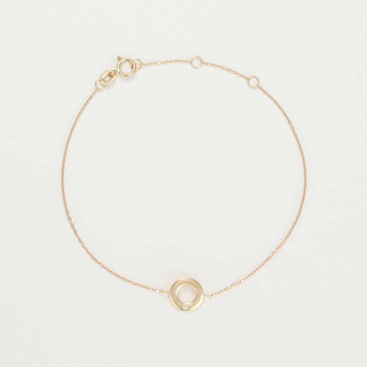 Bracelet "Sentiment Lumineux" Or jaune et Diamant Bracelet "Sentiment Lumineux" Or jaune et Diamant