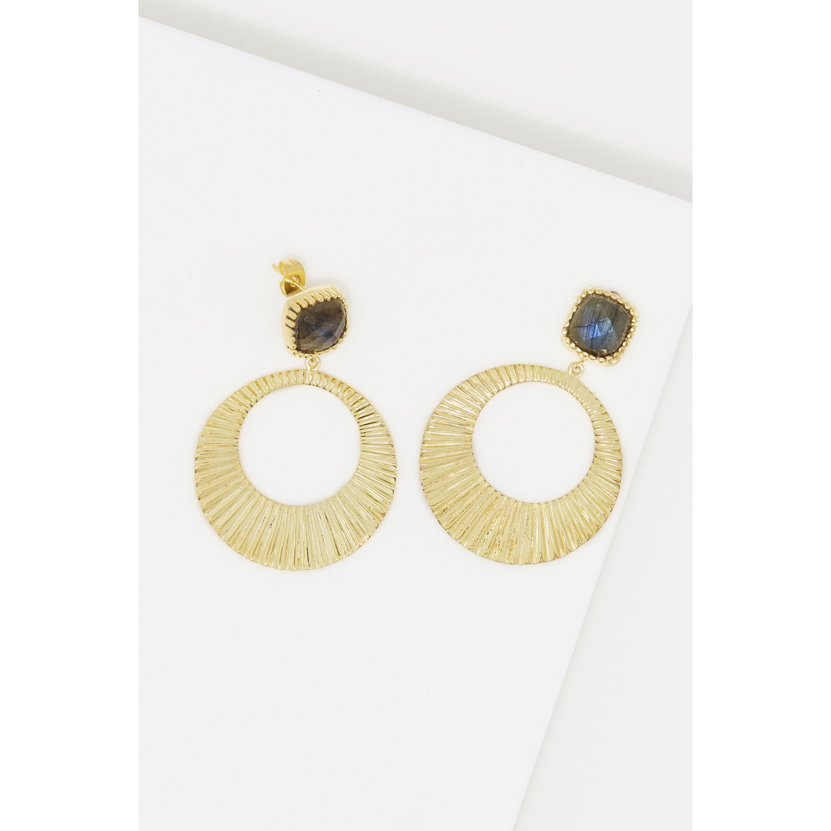Boucles d'oreilles "Scintilla" Labradorite Laiton doré Boucles d'oreilles "Scintilla" Labradorite Laiton doré