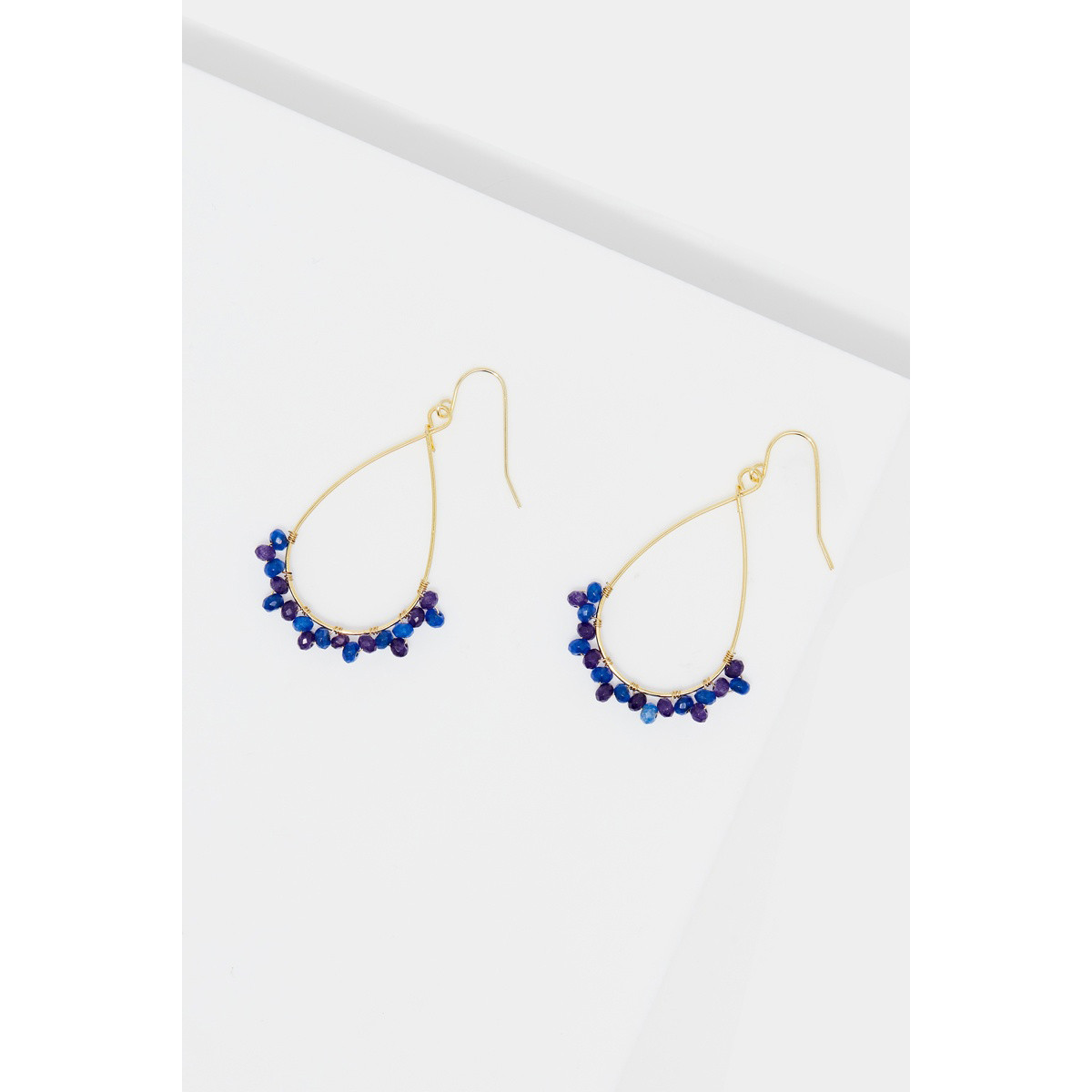 Boucles d'oreilles "Solenys" Jade bleu et violet Laiton doré Boucles d'oreilles "Solenys" Jade bleu et violet Laiton doré