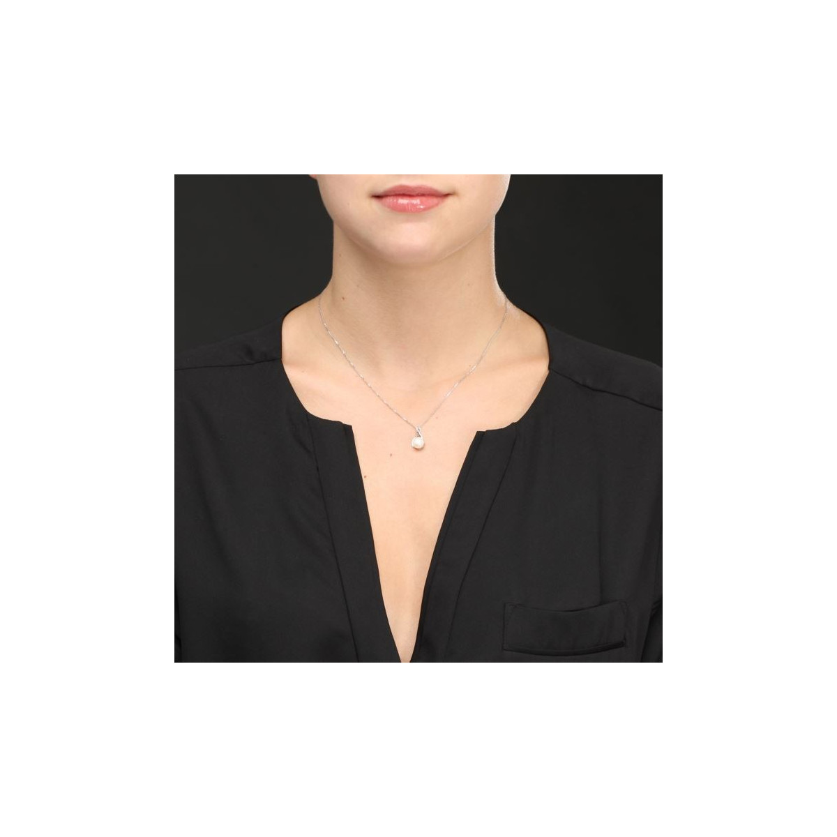 Pendentif argent , perle de culture blanche et oxydes de zirconium "Kiss pearl " + chaîne argent offerte