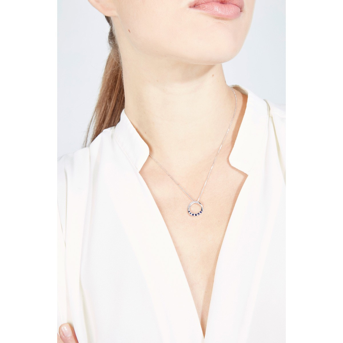 Pendentif Or Blanc, Diamants 0,003 carat et Saphirs 0,25 carat "ZANTE" + chaîne argent offerte