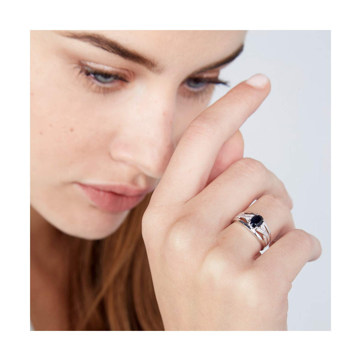 Bague "Cayenne Saphir" Or blanc et Diamants