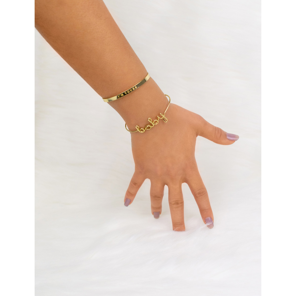 Bracelet Jonc à message laiton doré "I'M YOURS" "I'M YOURS" bracelet jonc doré à message