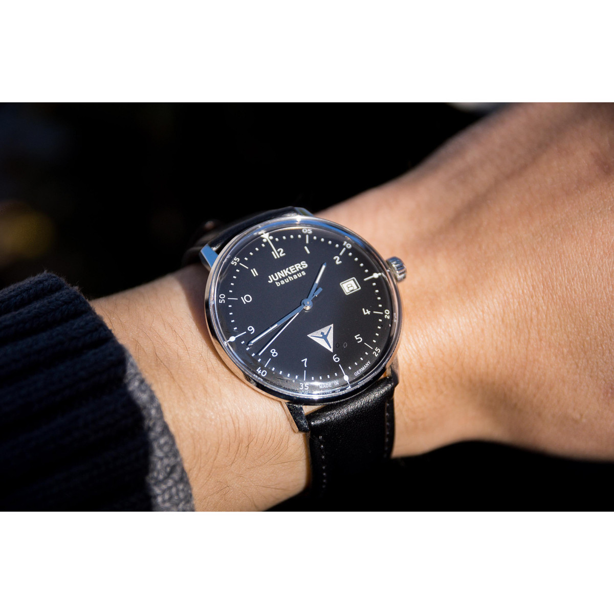 Montre Junkers Bauhaus - 40 mm - J-6046-2 Montre Junkers Bauhaus - 40 mm - J-6046-2