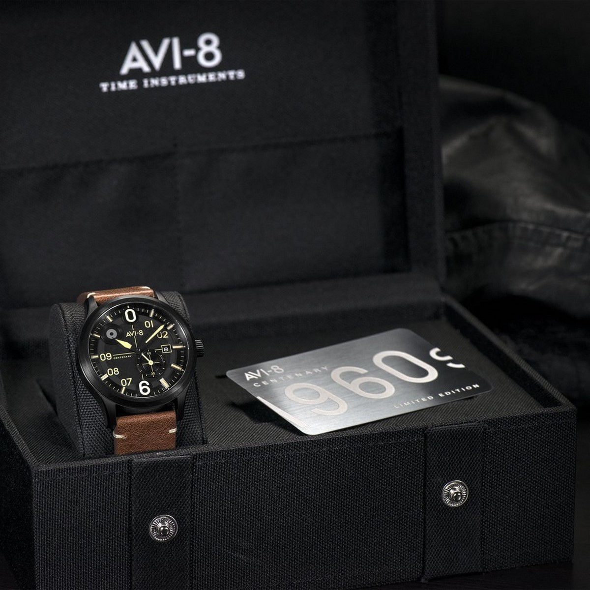 Montre Homme AVI-8 FLYBOY Cadran transparent gris – AV-4060-03 Montre Homme AVI-8 FLYBOY Cadran transparent gris AV-4060-03
