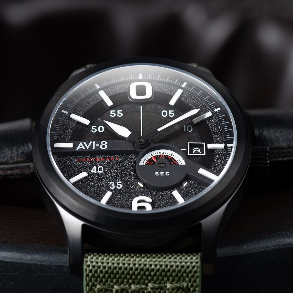 Montre Homme AVI-8 FLYBOY Cadran vert – AV-4061-03 Montre Homme AVI-8 FLYBOY Cadran vert – AV-4061-03