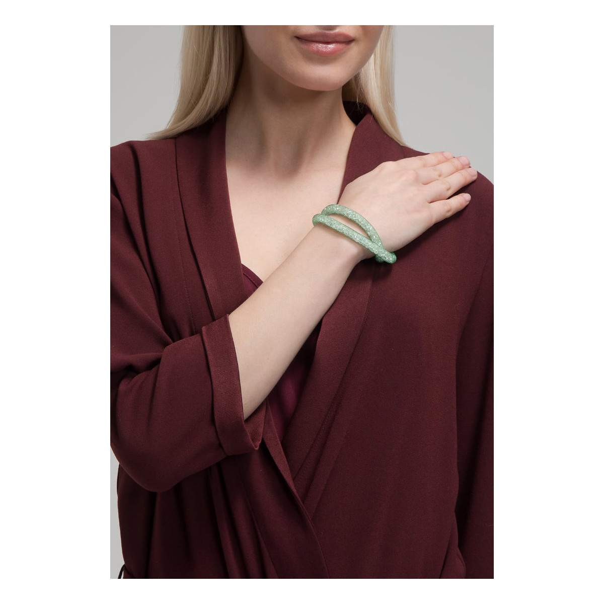 Bracelet double "Poudre d'étoiles Vert D'eau" en maille de résine vert d'eau et cristaux blanc Bracelet double "Poudre d'étoiles Vert D'eau" en maille de résine vert d'eau et cristaux blanc