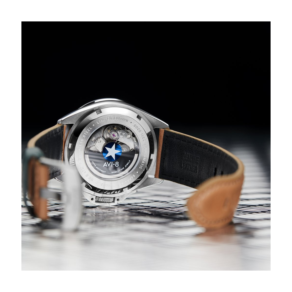 Montre AVI-8 P-51 MUSTANG - AV-4069-02 Montre AVI-8 P-51 MUSTANG - AV-4069-02