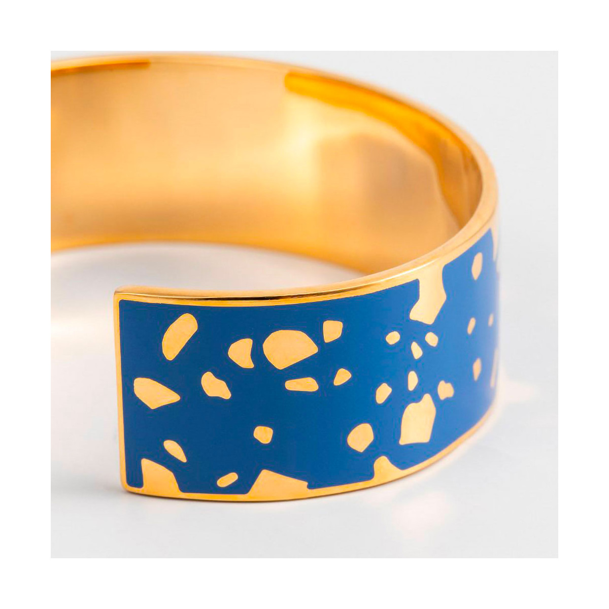 Bracelet émail Bleu finition dorée Bracelet ouvert "SYDNEY" émail Bleu finition dorée