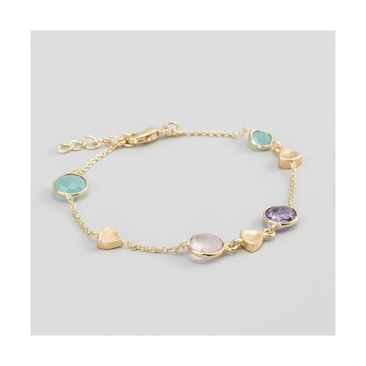 Bracelet chaine laiton doré monté d'une améthyste violette, d'un quartz rose et d'une aqua calci bleue "Augustine" Bracelet chaine laiton doré monté d'une Améthyste violette, d'un Quartz rose et d'une Aqua calci bleue "Augustine"