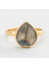 Bague laiton doré montée d'une labradorite grise " Ilya "