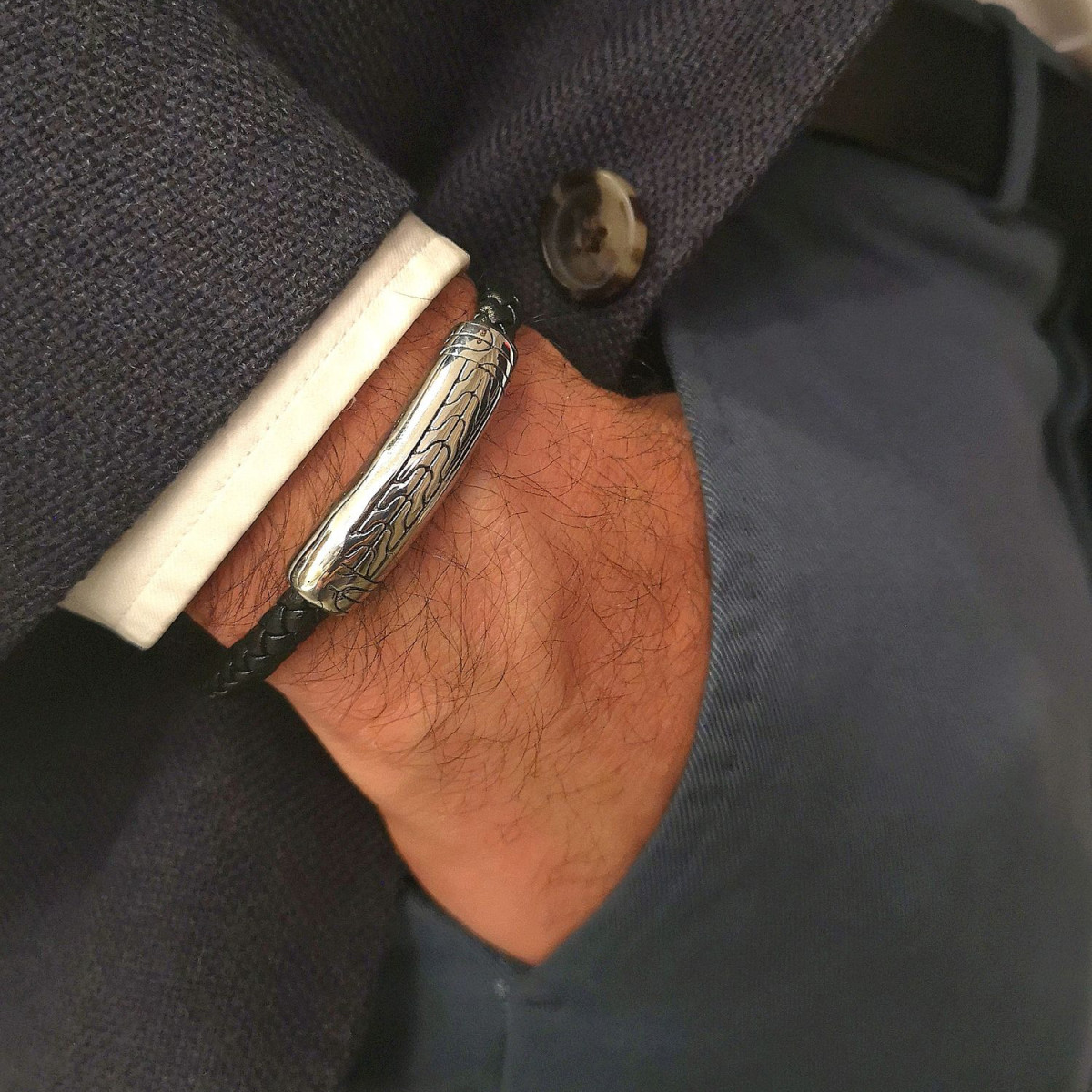 Bracelet Homme acier et cuir bleu marine "LEATHER BRAIDED" Bracelet Homme acier et cuir bleu marine "LEATHER BRAIDED"