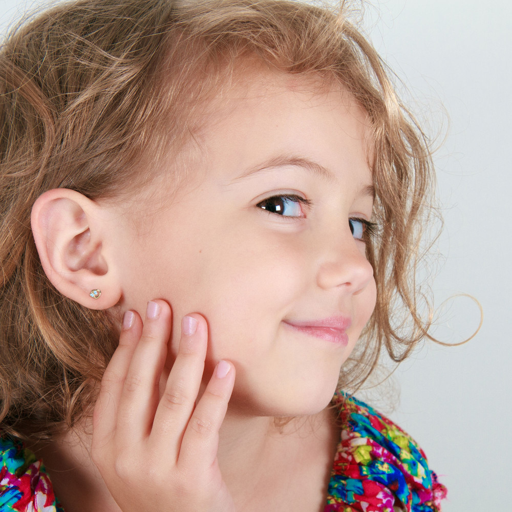 Boucles d'oreilles or jaune enfant "Petit cœur bleu"