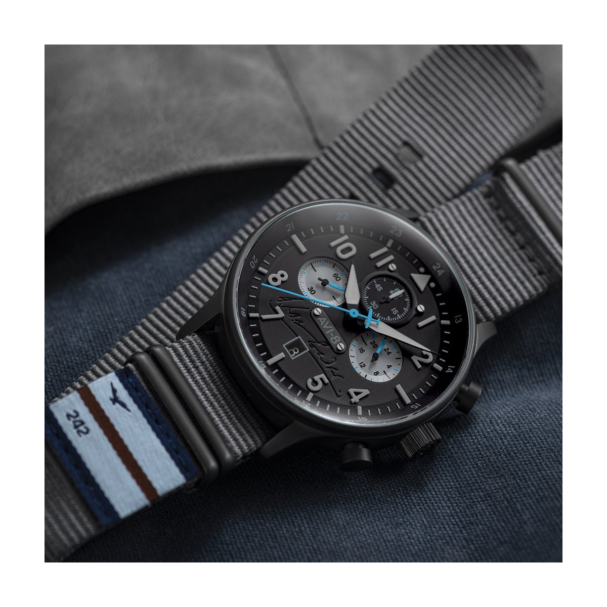 Montre Homme AVI-8 Hawker Hurricane EDITION LIMITEE Douglas Bader noir – AV-4072-03 Montre Homme AVI-8 Hawker Hurricane EDITION LIMITEE Douglas Bader noir – AV-4072-03