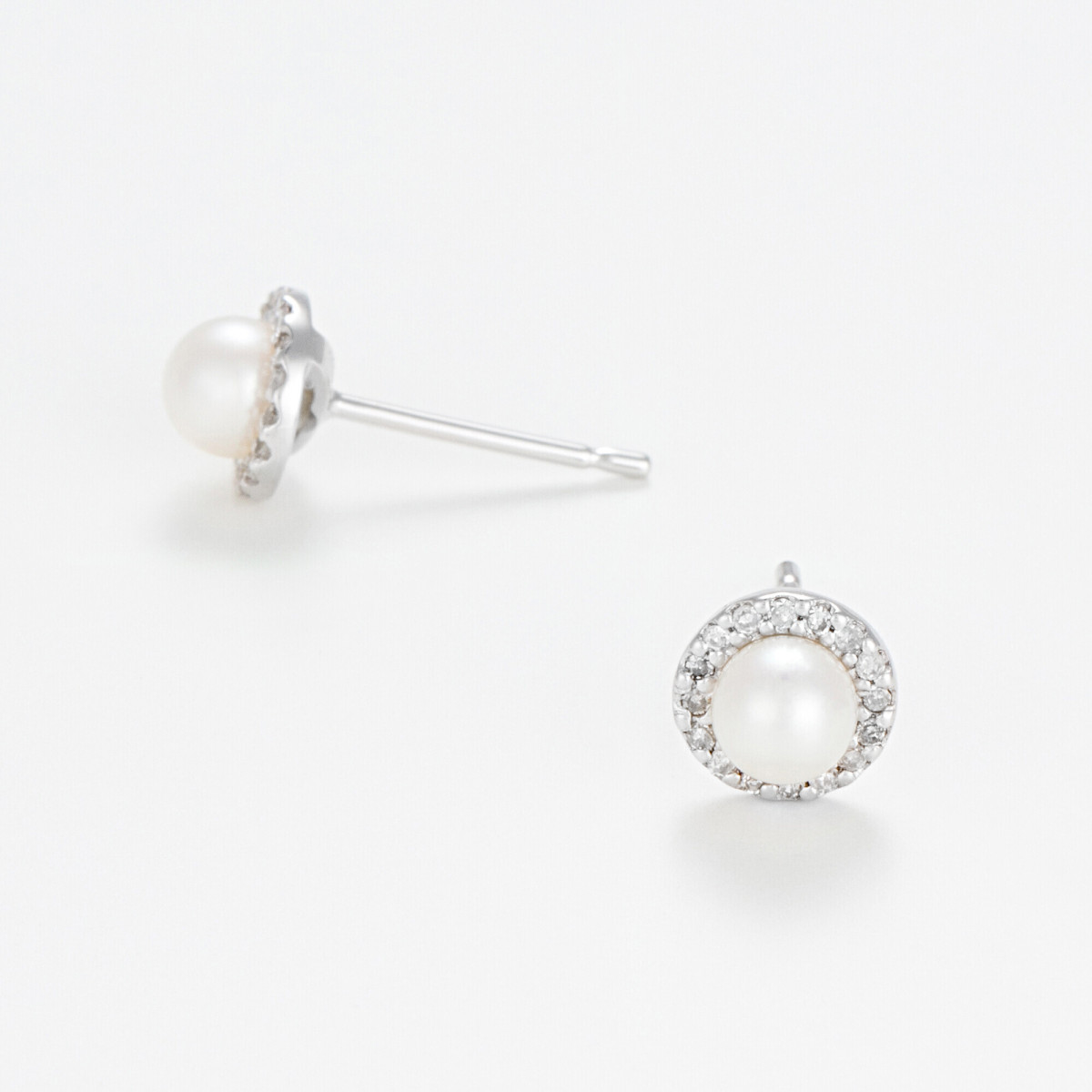 Boucles d'oreilles Or Blanc Diamant et Perle Boucles d'oreilles "Loyale" Or blanc et Perle