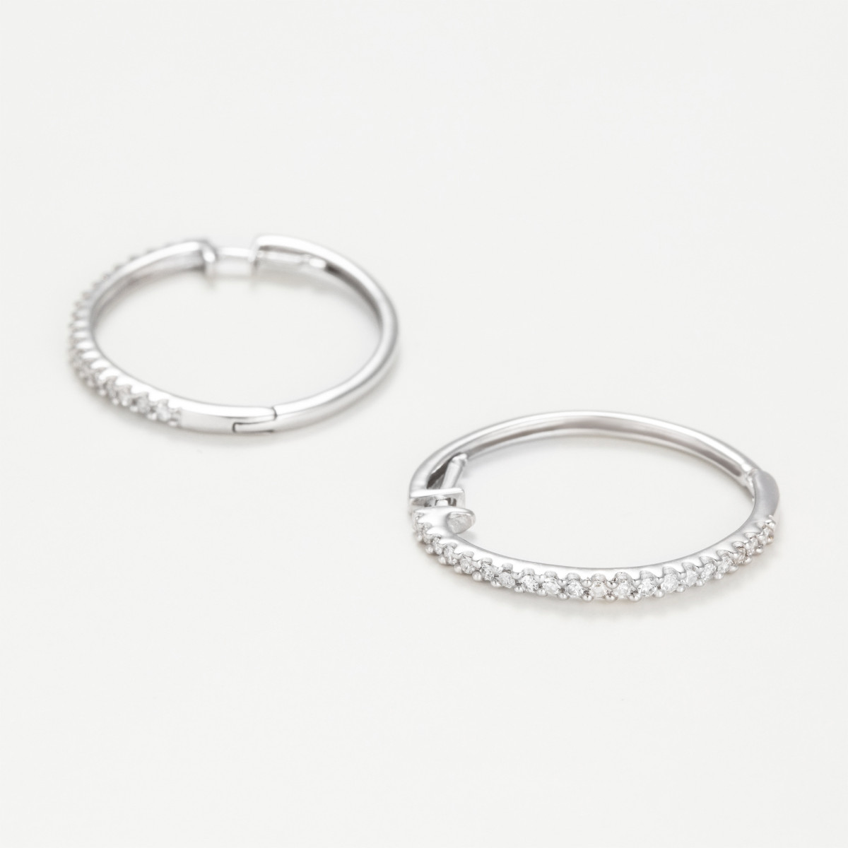 Boucles d'oreilles Or Blanc et Diamant Boucles d'oreilles "Lumineuse" Or blanc et Diamant