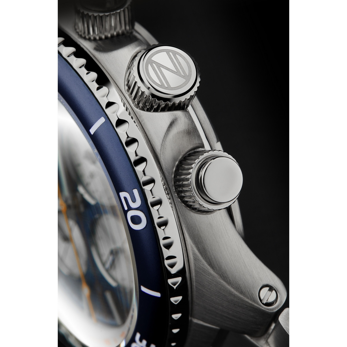 Montre Spinnaker HYDROFOIL CHRONO méca-quartz - cadran bleu Montre Spinnaker HYDROFOIL CHRONO méca-quartz - cadran bleu