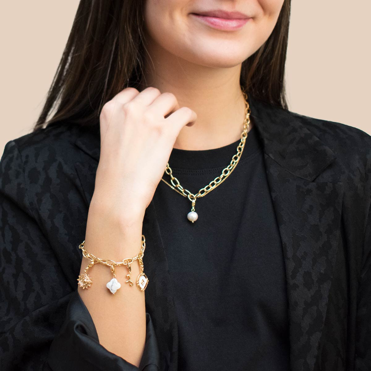 Charm's Alexane Grey Agate Charm's Alexane Grey Agate