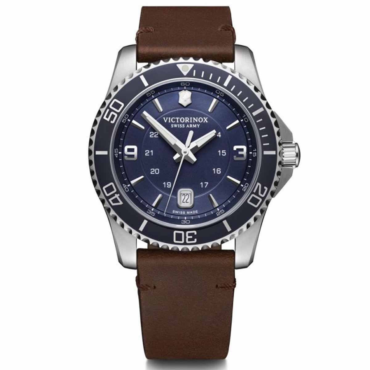 Montre Homme Victorinox Maverick en cuir marron - 43 mm