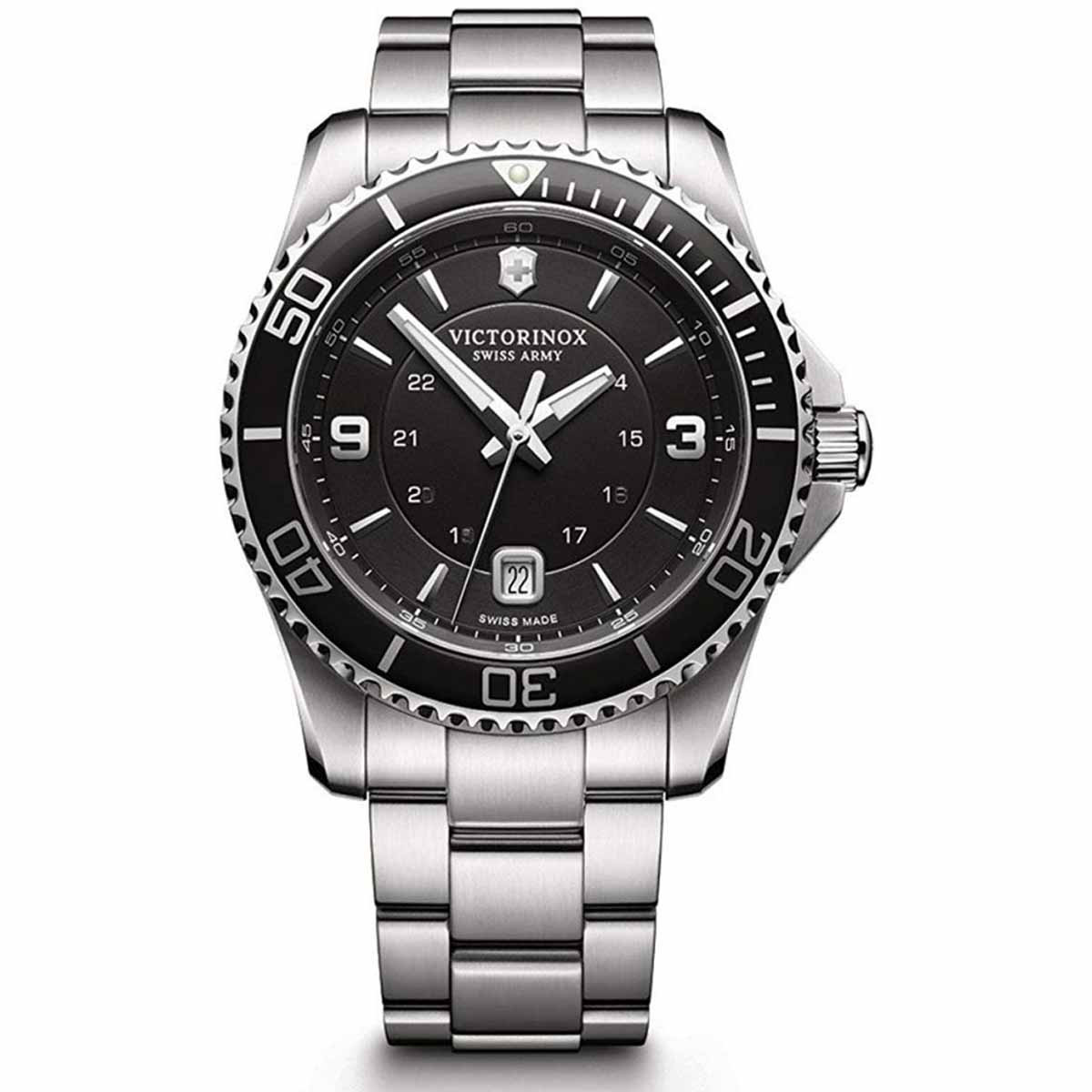 Montre Homme Victorinox MAVERICK Large, lunette et cadran noir, bracelet acier - 43 mm