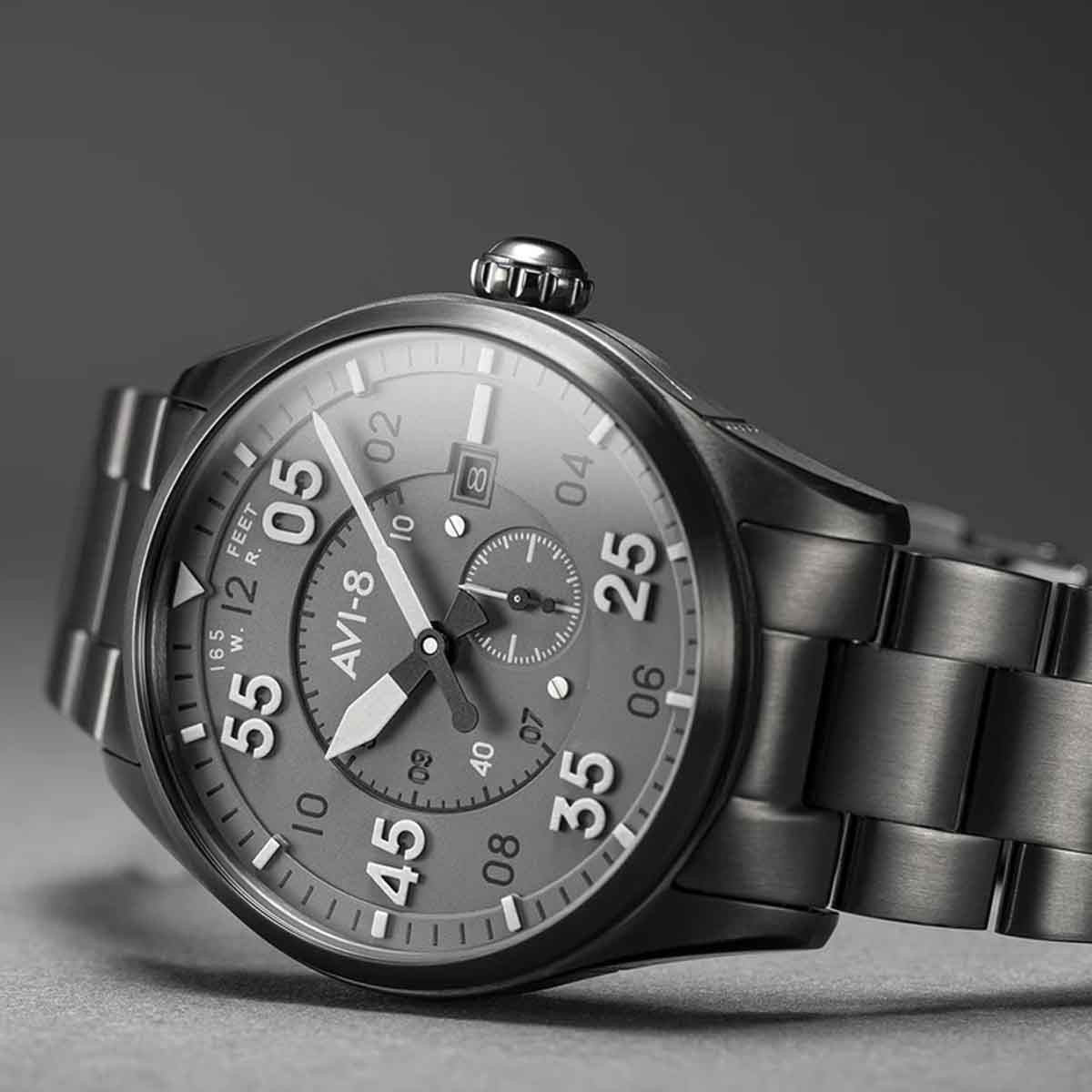 Montre Homme AVI-8 SPITFIRE Automatique Cadran acier gris Bracelet acier + Bracelet cuir Montre Homme AVI-8 Spitfire - Automatique - AV-4073-44