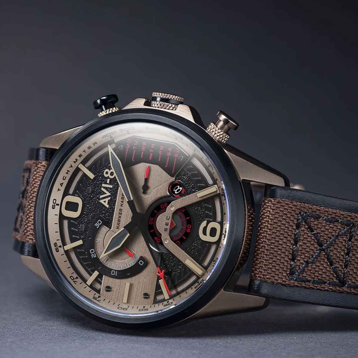 Montre Homme AVI-8 HAWKER HARRIER II Quartz Cadran noir Bracelet cuir véritable et tissu Montre Homme AVI-8 Hawker Harrier II - Quartz Chronographe - AV-4056-06