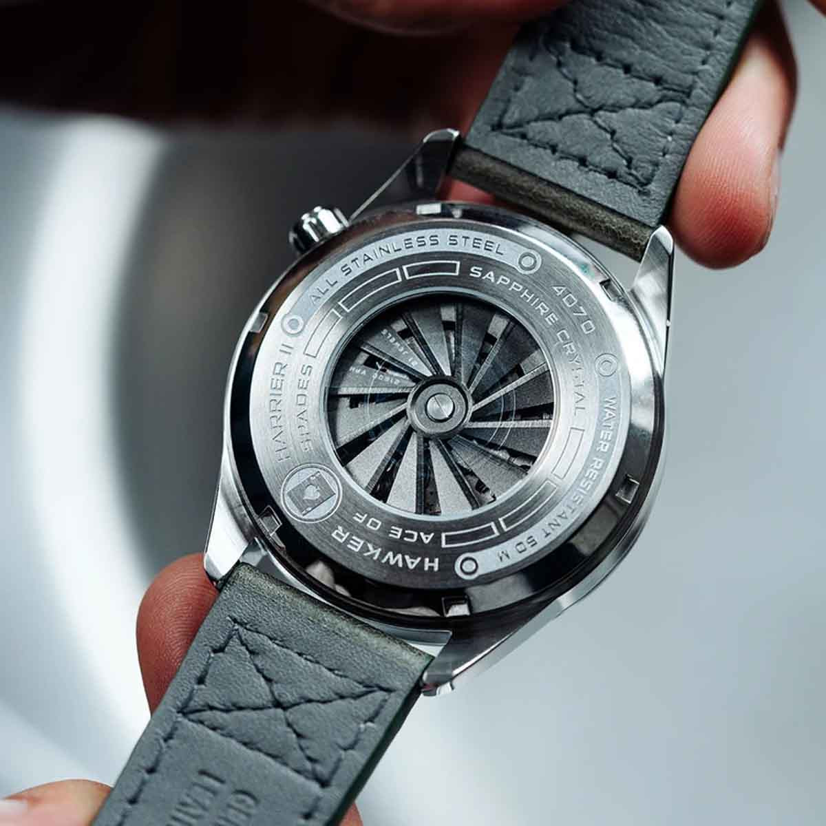 Montre Homme AVI-8 HAWKER HARRIER II Automatique Cadran noir Bracelet cuir vert Montre Homme AVI-8 Hawker Harrier II Automatique - AV-4070-01