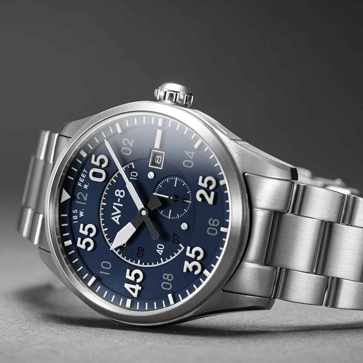 Montre Homme AVI-8 SPITFIRE Automatique Cadran acier bleu Bracelet acier + Bracelet cuir Montre Homme AVI-8 Spitfire - Automatique - AV-4073-11