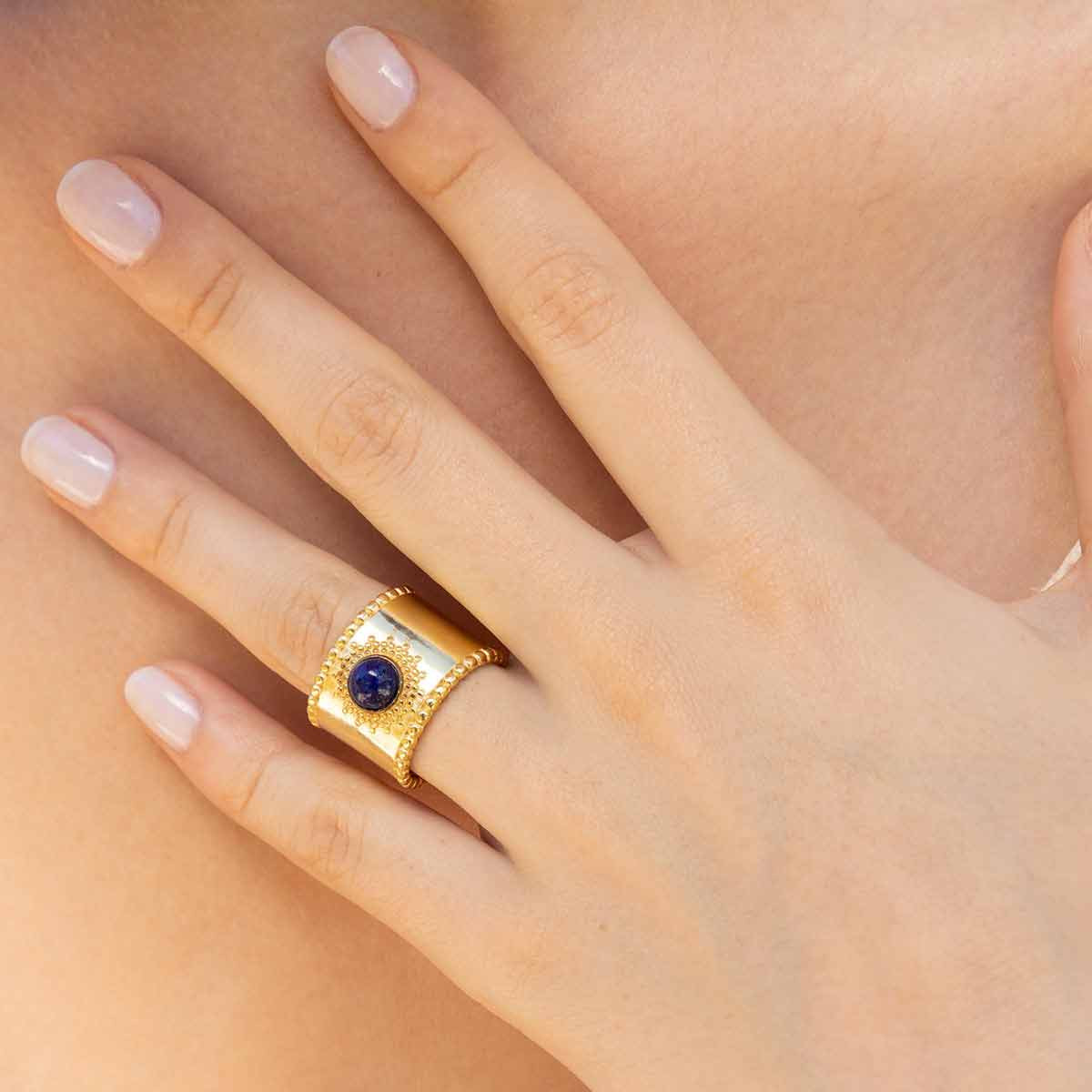 Bague ajustable doré et lapis Bague ajustable Lapis Lazuli Laiton doré "Cristal"